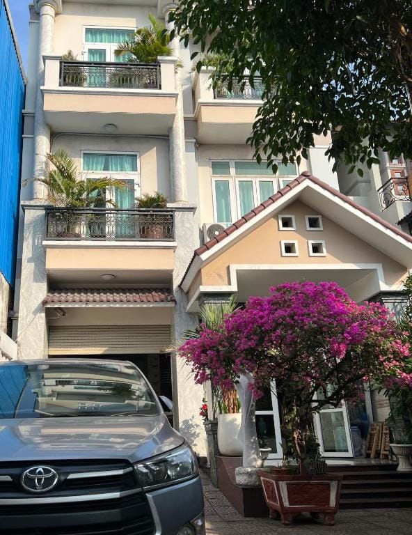 The Sun Hotel - 3-star hotel in Long Bình, Long Bình - photo 1