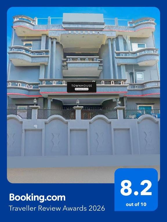 Super OYO Townhouse Vijay Khand Gomti Nagar - 4-star hotel in Lucknow, Lucknow - photo 1