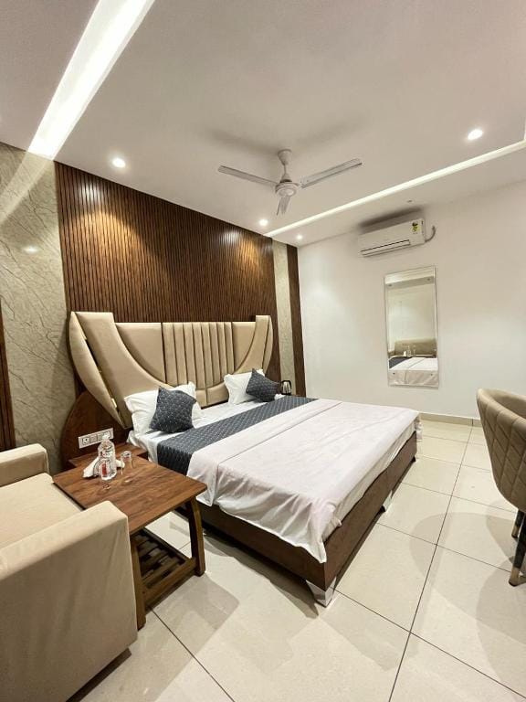 Hotel platinum inn - 4-star hotel in Ludhiana, Ludhiana - photo 1
