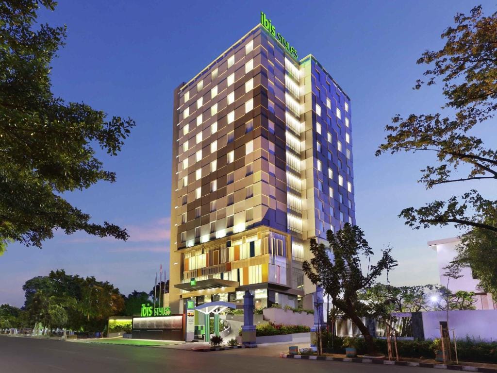 Ibis Styles Makassar Sam Ratulangi - 3-star hotel in Makassar, Makassar - photo 1