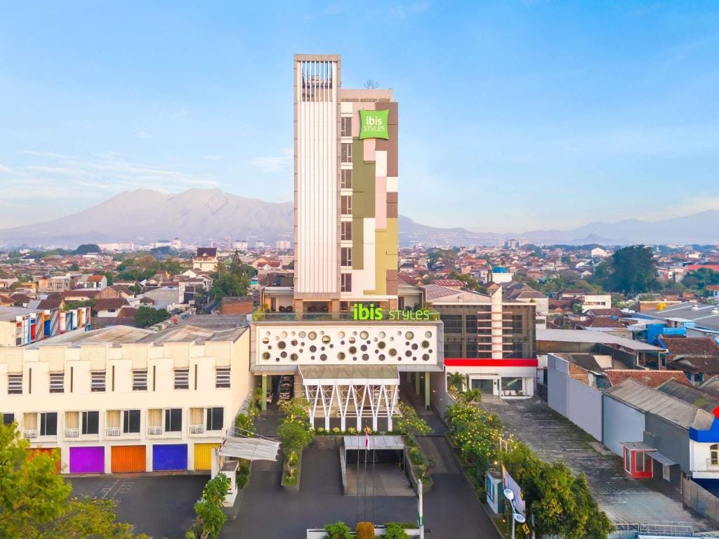 Ibis Styles Malang - 3-star hotel in Malang, Malang - photo 1