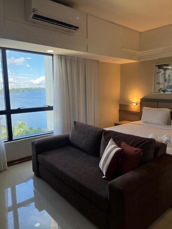Flat Tropical Executive - Linda vista para o rio - null-star hotel in Manaus, Manaus - photo 1