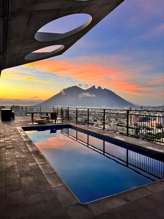 Céntrico departamento con vista espectacular - null-star hotel in Monterrey, Monterrey - photo 1