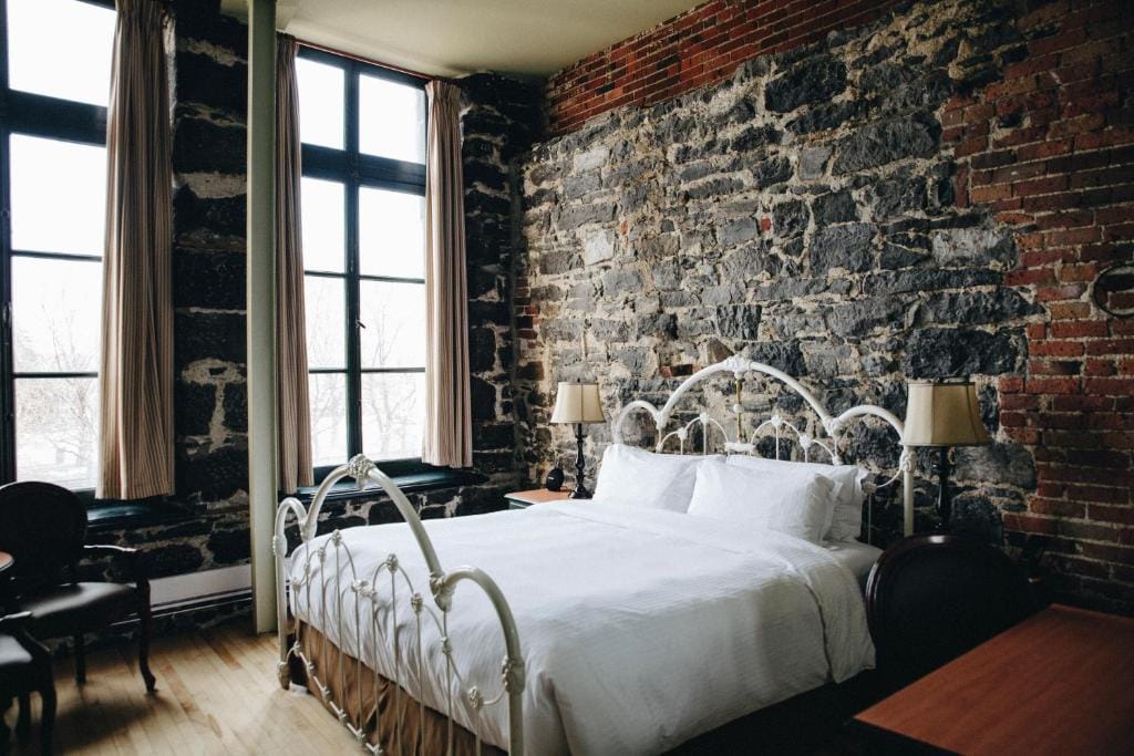 Auberge du Vieux Port by Gray Collection - 4-star hotel in Montréal, Montreal - photo 1
