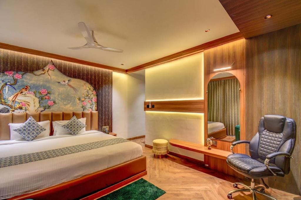 The White Castle Hotel - 3-star hotel in Mysore, Mysore - photo 1