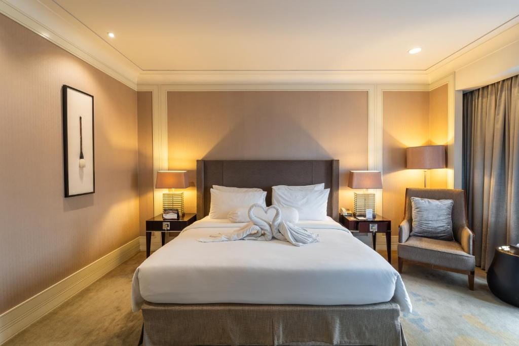 I Hotel Batam - 4-star hotel in Nagoya, Nagoya - photo 1