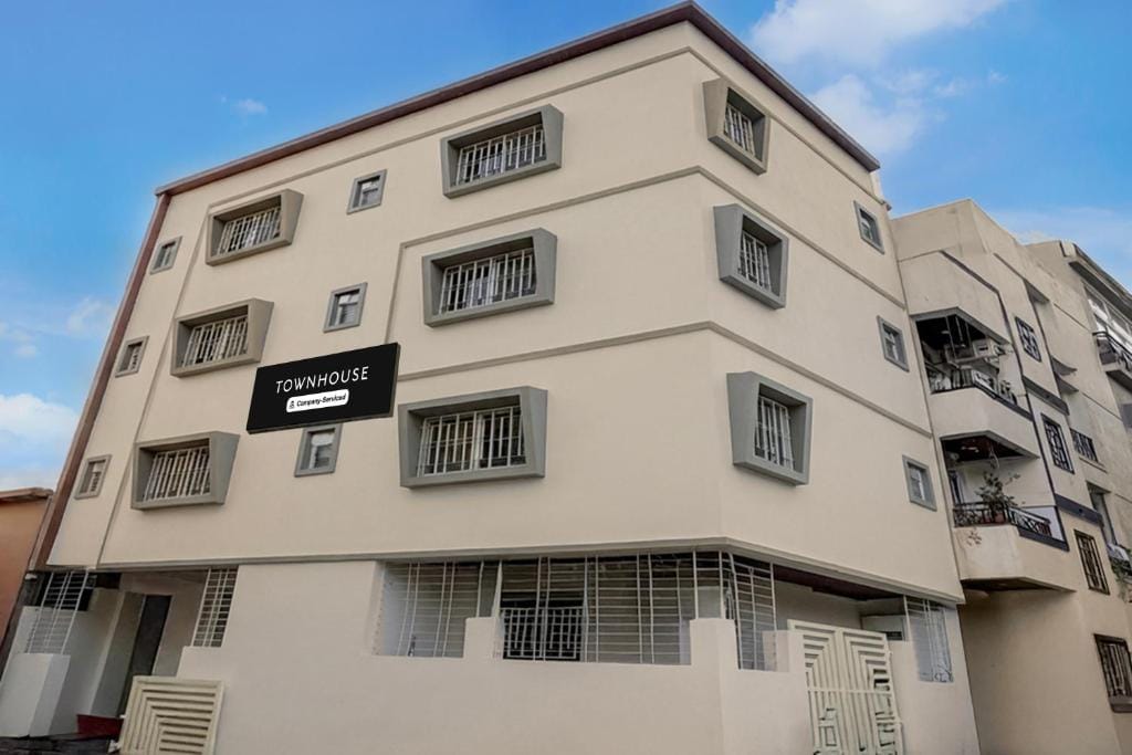 Super Townhouse Ganesh Tekdi Temple Nagpur - 4-star hotel in Nagpur, Nagpur - photo 1