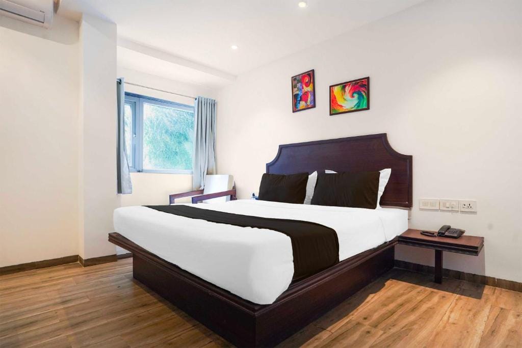 Townhouse Oak Ramdaspeth KRIMS Hospital - 4-star hotel in Nagpur, Nagpur - photo 1