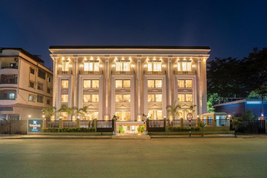 Treebo Premium Nagpur Automotive Square - 4-star hotel in Nagpur, Nagpur - photo 1