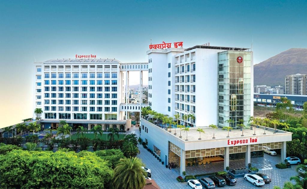 Express Inn The Business Luxury Hotel - 5-star hotel in Nashik, Nashik - photo 1