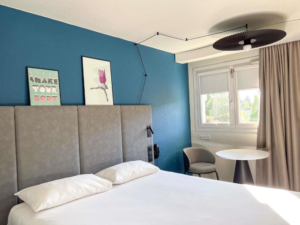 ibis Nîmes Ouest - A9 - 3-star hotel in Nîmes, Nîmes - photo 1