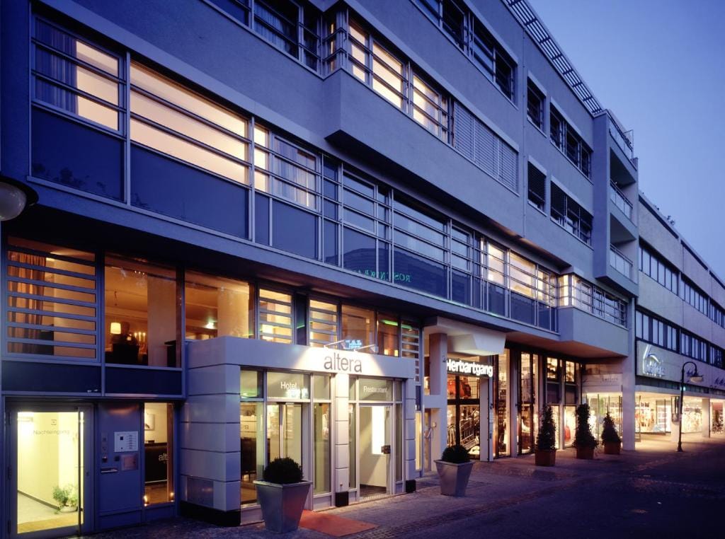 Altera Hotel - 4-star hotel in Oldenburg, Oldenburg - photo 1