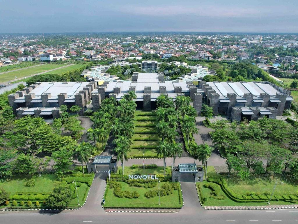 Novotel Palembang - 4-star hotel in Palembang, Palembang - photo 1
