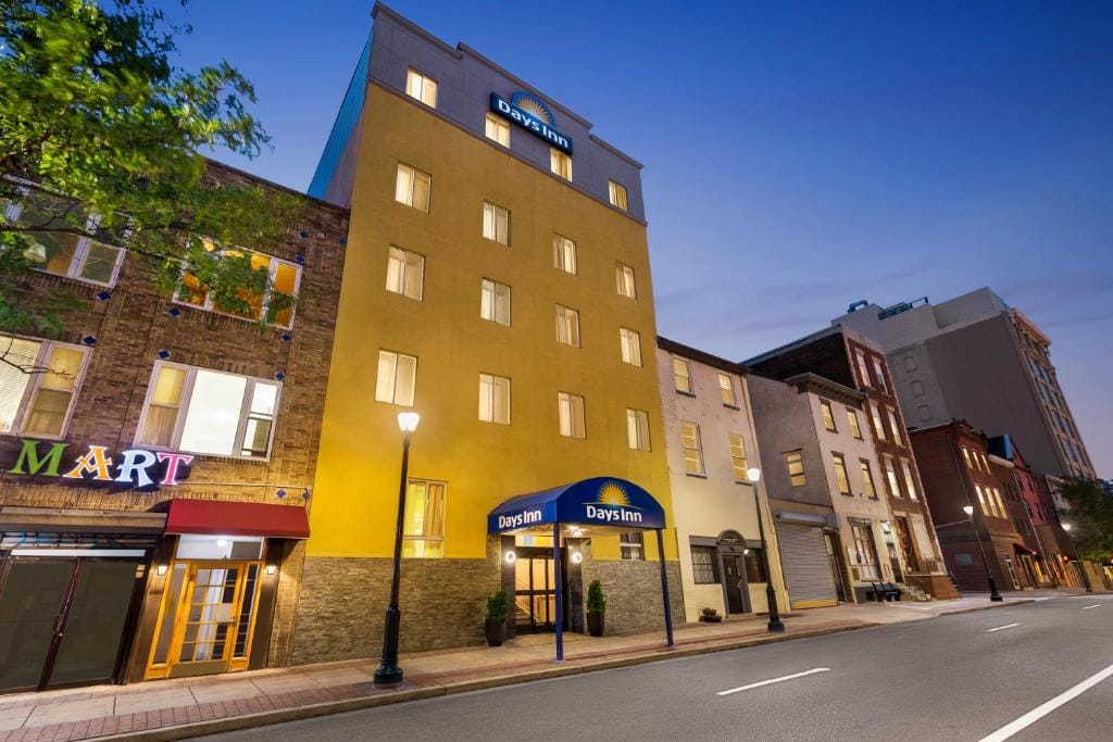 Days Inn by Wyndham Philadelphia Convention Center - 3-star hotel in Philadelphia, Philadelphia - photo 1