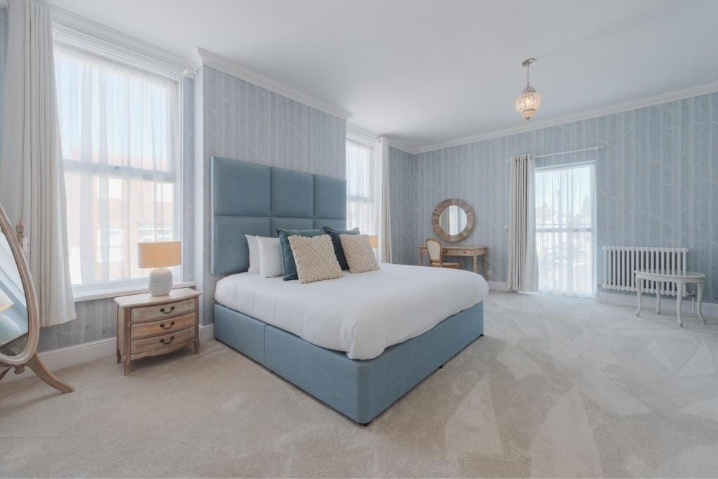 Somerset House Boutique Hotel and Restaurant - Hotel de 4 estrelas em Portsmouth, Portsmouth - photo 1