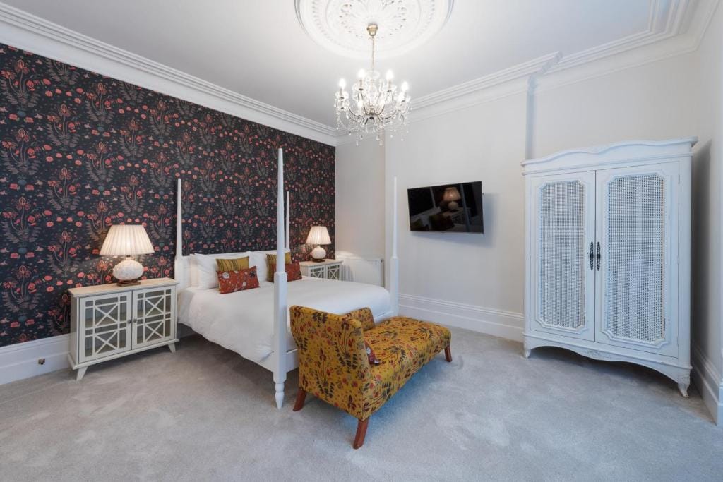 The Clarence Boutique Rooms - Hotel de 4 estrelas em Portsmouth, Portsmouth - photo 1