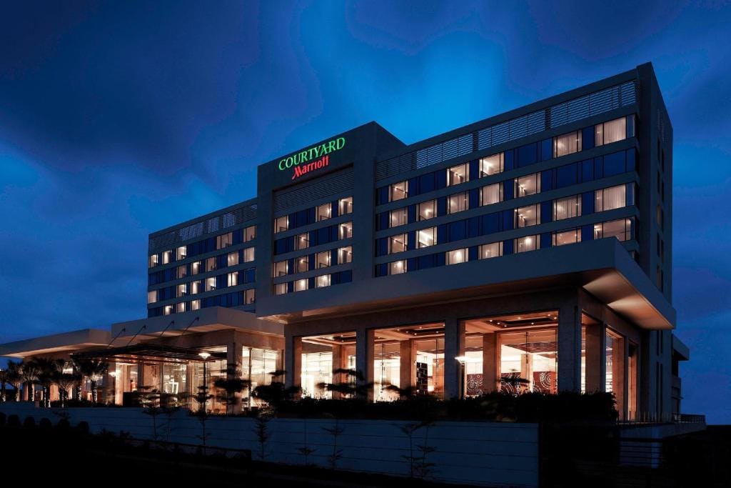 Courtyard by Marriott Pune Chakan - 5-star hotel in Pune, Pune