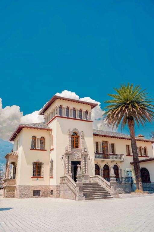 Hotel Boutique Circasiana Palace - Hotel de 4 estrellas en Quito, Quito