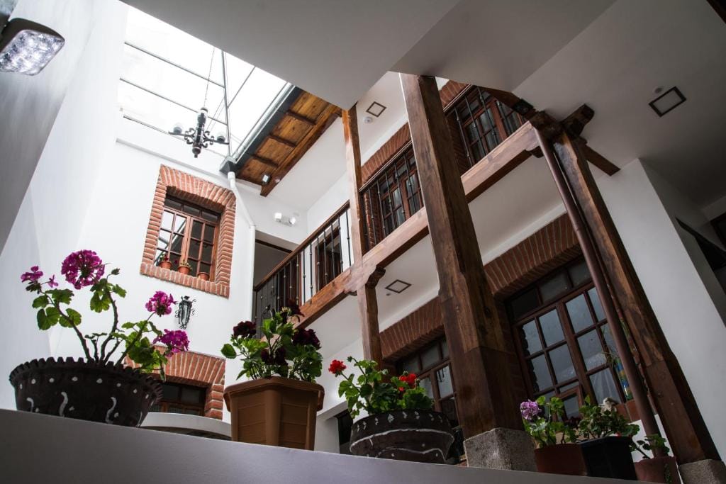 Hotel Casa Ecuatreasures Centro Historico - 3-star hotel in Quito, Quito