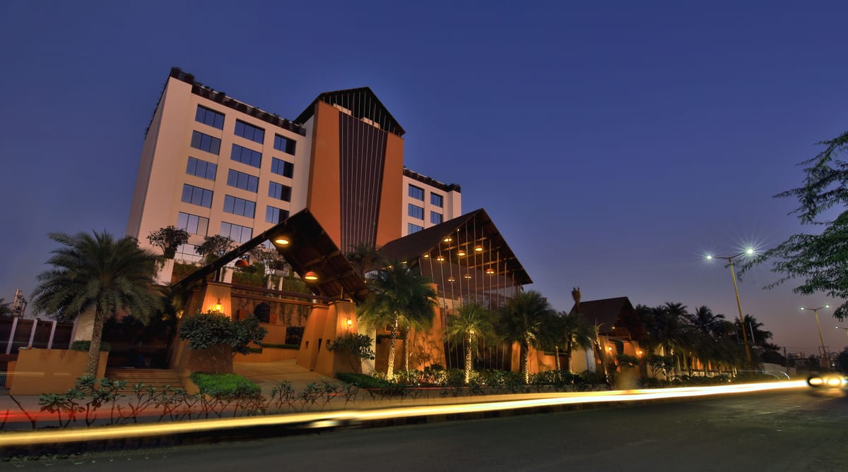 Sayaji Hotel Rajkot - 5-star hotel in Rajkot, Rajkot - photo 1