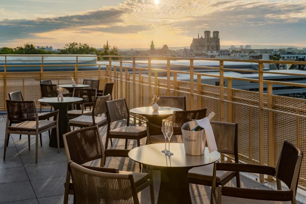 Holiday Inn Express & Suites Reims - Rives de Vesle by IHG - 4-star hotel in Reims, Reims - photo 1