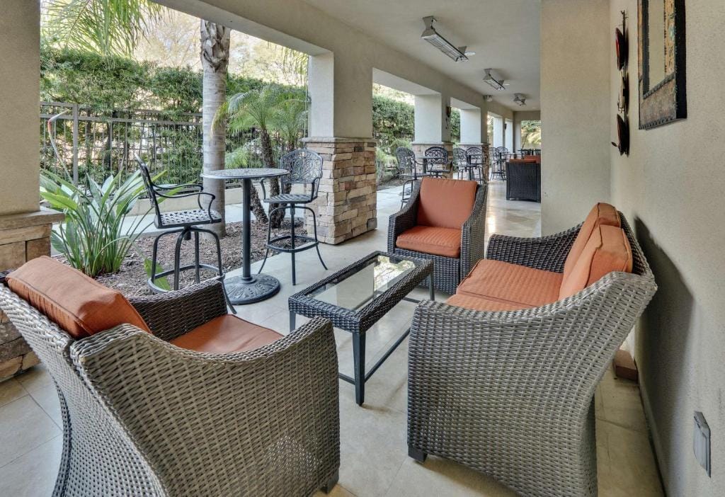 Hilton Garden Inn San Diego Del Mar - 3-star hotel in San Diego, San Diego - photo 1
