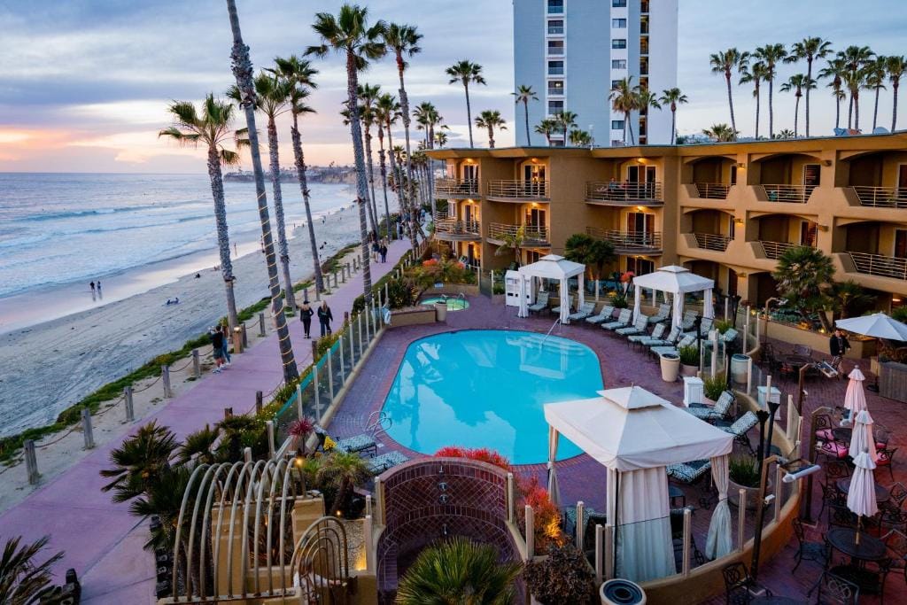 Pacific Terrace Hotel - 4-star hotel in San Diego, San Diego - photo 1