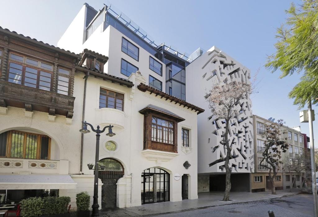 Hotel Cumbres Lastarria - 5-star hotel in Santiago, Santiago - photo 1