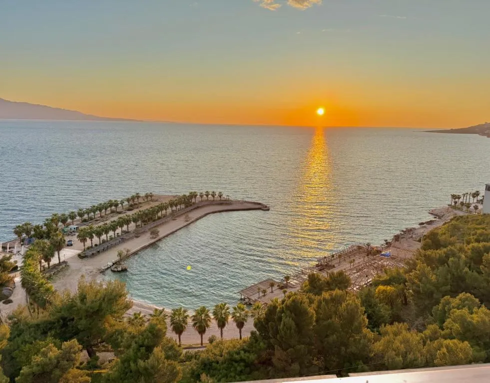 Helia Boutique Hotel - Seaside - Hôtel 4 étoiles, Saranda seafront, Sarande - photo 1