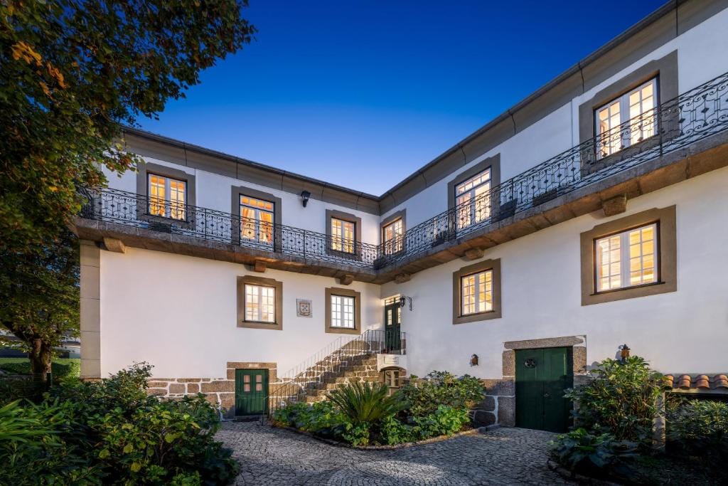 Solar das Tilias - Historic House - null-star hotel in Seia, Seia - photo 1