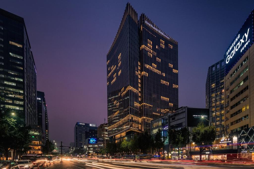 Four Seasons Hotel Seoul - 5-star hotel in Seoul, Seoul - photo 1