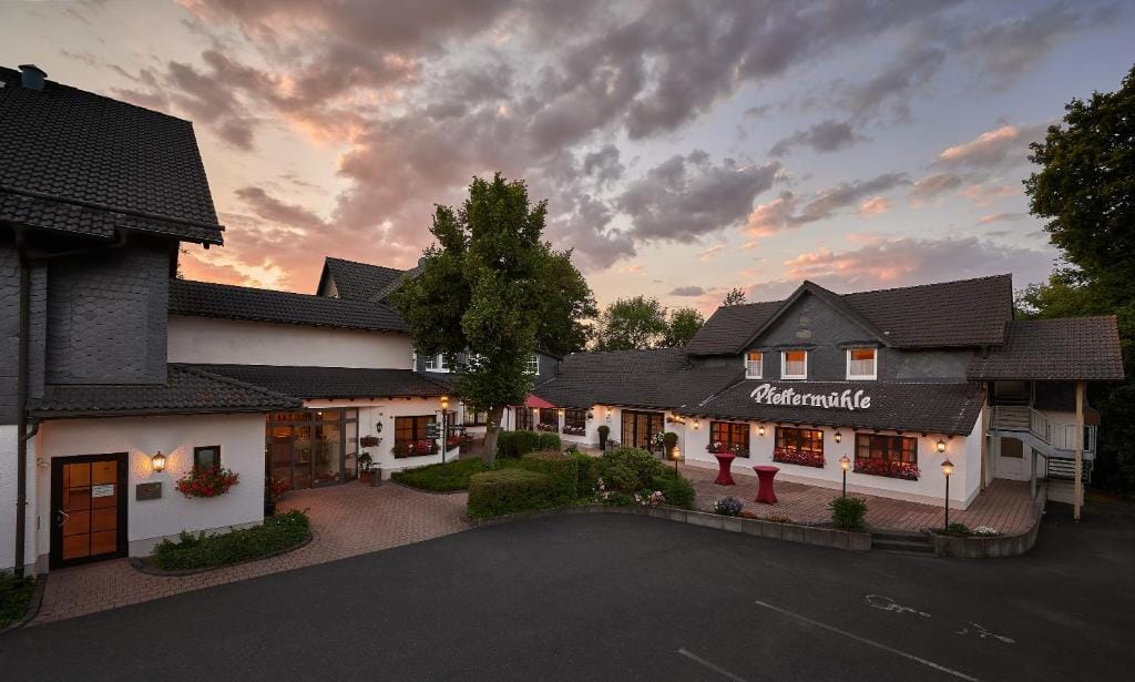Hotel Pfeffermühle - 3-star hotel in Siegen, Siegen - photo 1