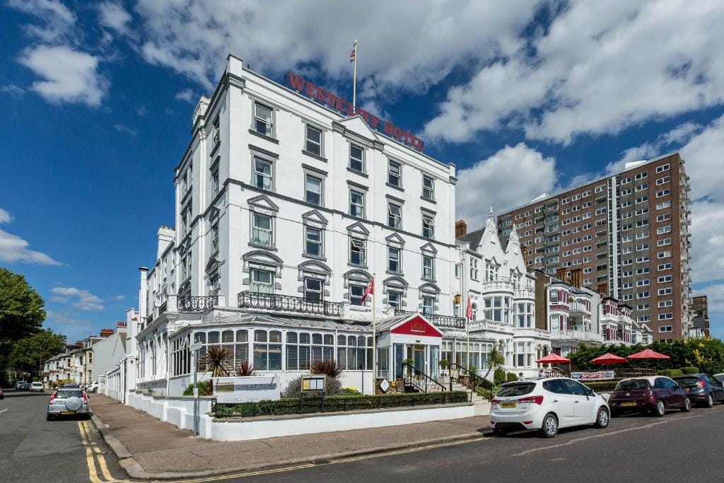 Muthu Westcliff Hotel (Near London Southend Airport) - Hotel de 3 estrellas en Southend-on-Sea, Southend-on-Sea - photo 1