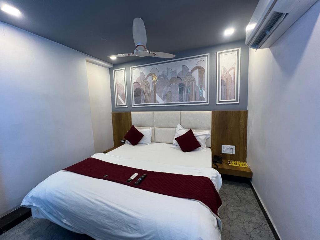 Hotel secure inn kadodara road - 4-star hotel in Surat, Surat - photo 1