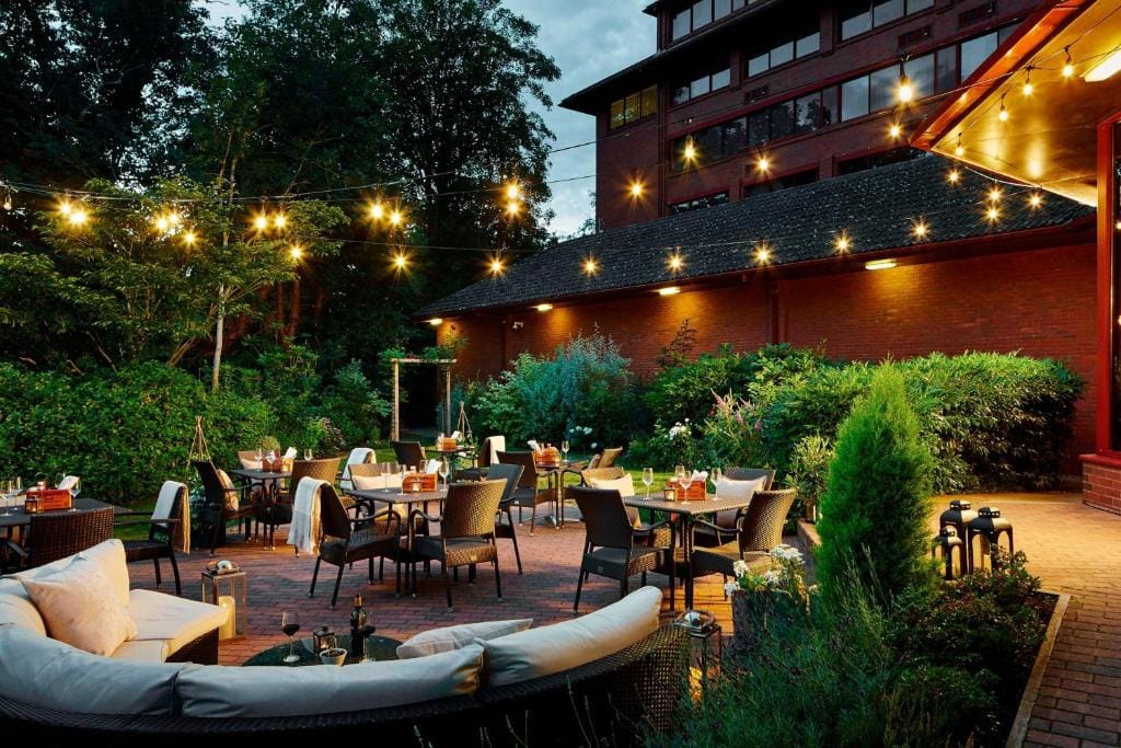 Delta Hotels by Marriott Swindon - 4-star hotel in Swindon, Swindon - photo 1
