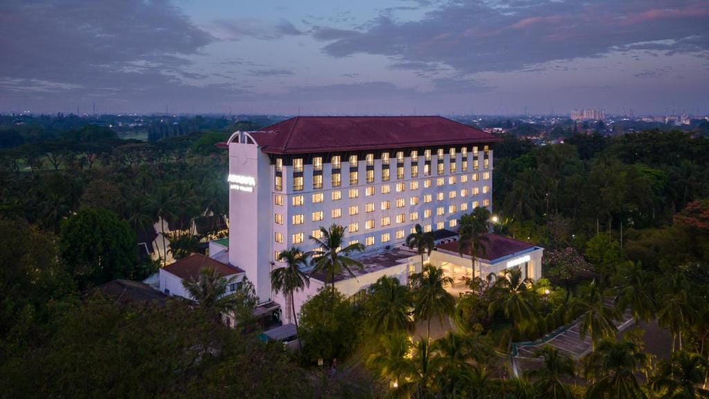 Aryaduta Lippo Village - 4-star hotel in Tangerang, Tangerang - photo 1