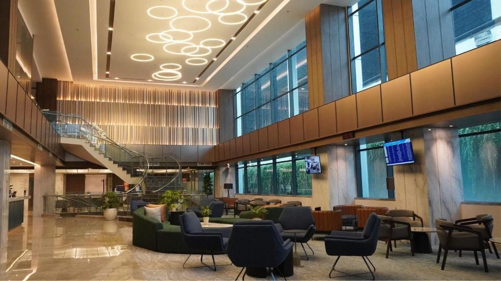 Grand Anara Airport Hotel - 4-star hotel in Tangerang, Tangerang - photo 1