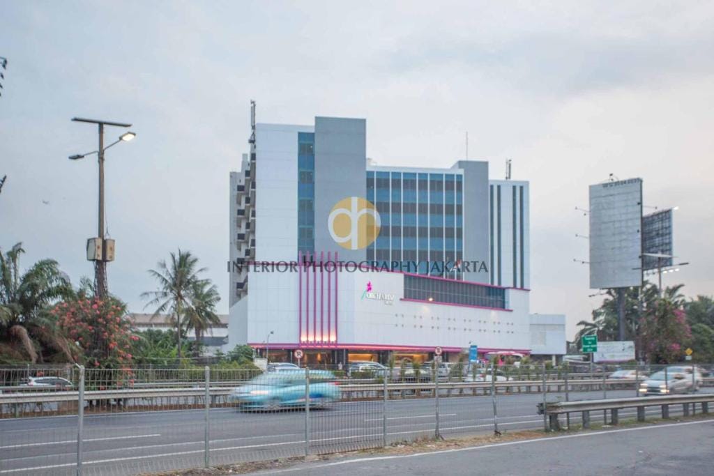 Orchardz Hotel Bandara - 3-star hotel in Tangerang, Tangerang - photo 1