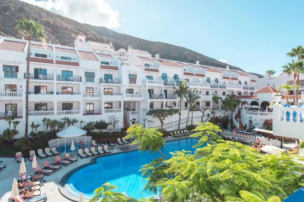 Pool area at Ona Beverly Hills Heights, Los Cristianos