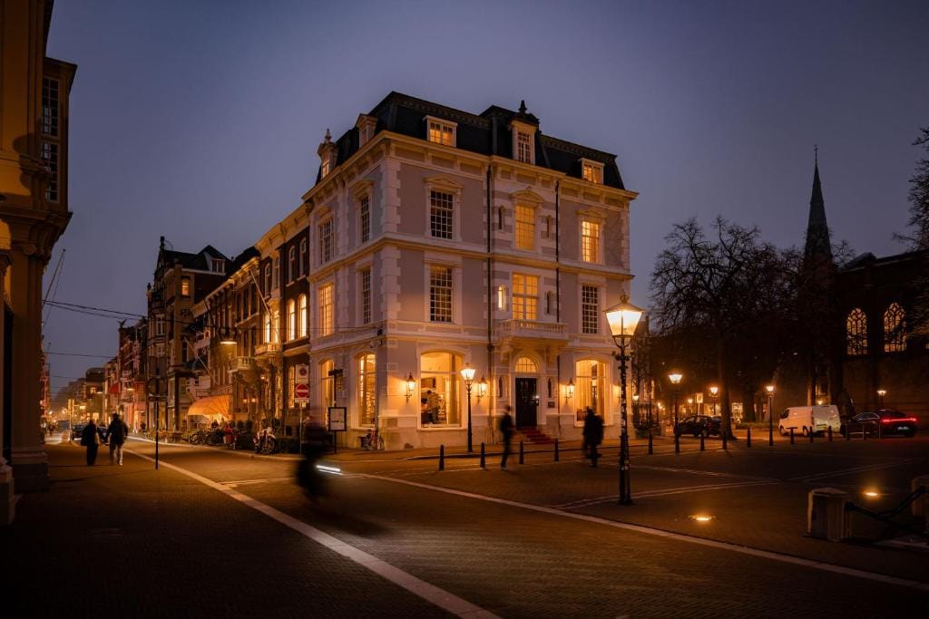 ADAM & EVE Paleisstraat - Hotel de 4 estrelas em The Hague, The Hague - photo 1