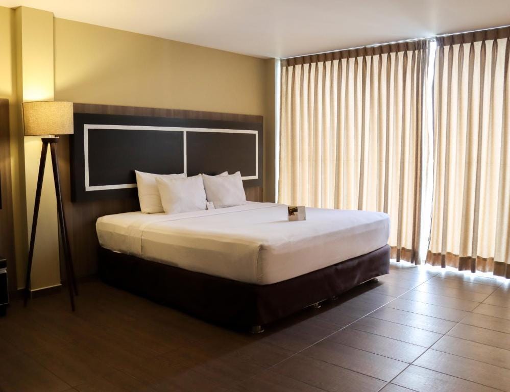 Rado Hotel - Santa María - 3-star hotel in Trujillo, Trujillo - photo 1