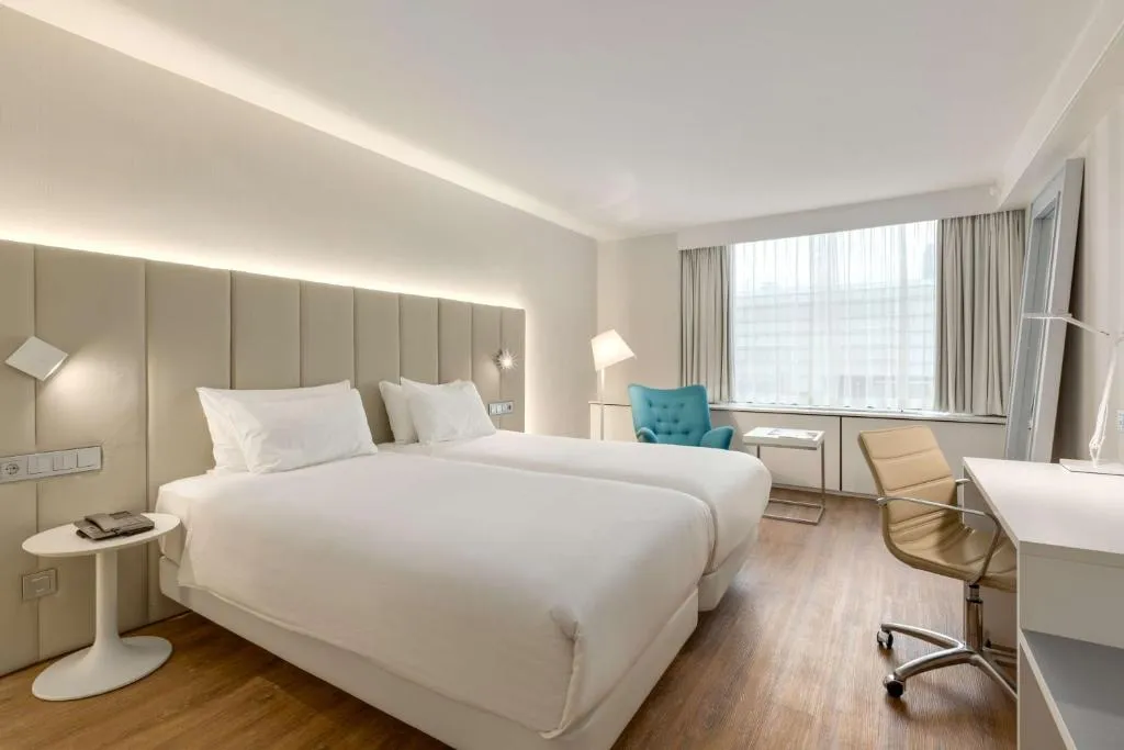NH Utrecht - Hôtel 4 étoiles, Jaarbeursplein, near Utrecht Centraal, Utrecht - photo 1