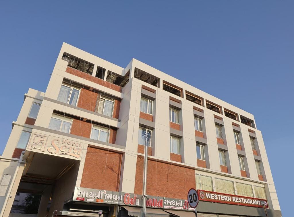 HOTEL SERA, Vadodara - 3-star hotel in Vadodara, Vadodara - photo 1