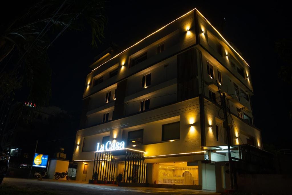 La Casa - 3-star hotel in Vijayawāda, Vijayawada - photo 1