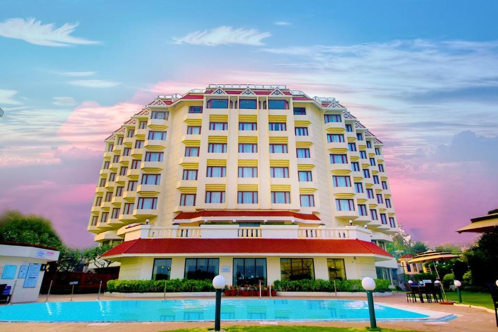 Welcomhotel by ITC Hotels, Devee Grand Bay, Visakhapatnam - 5-star hotel in Visakhapatnam, Visakhapatnam - photo 1