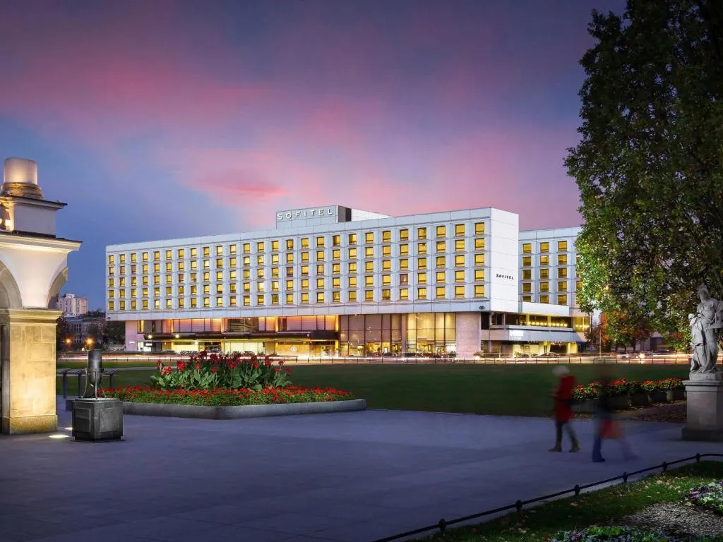 Sofitel Warsaw Victoria - 5-star hotel in Śródmieście (Plac Piłsudskiego), Warsaw - photo 1