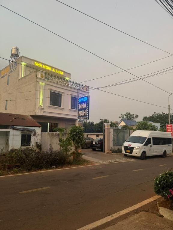 Nhà Nghỉ A&Em - null-star hotel in Xã Bình Hòa, Xã Bình Hòa - photo 1